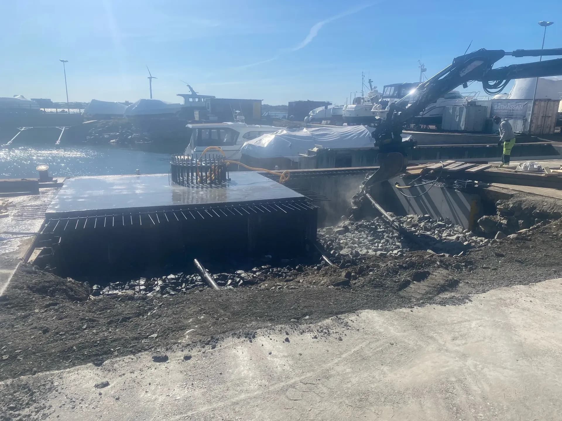 Kranfundament och spolplatta - Bild 17