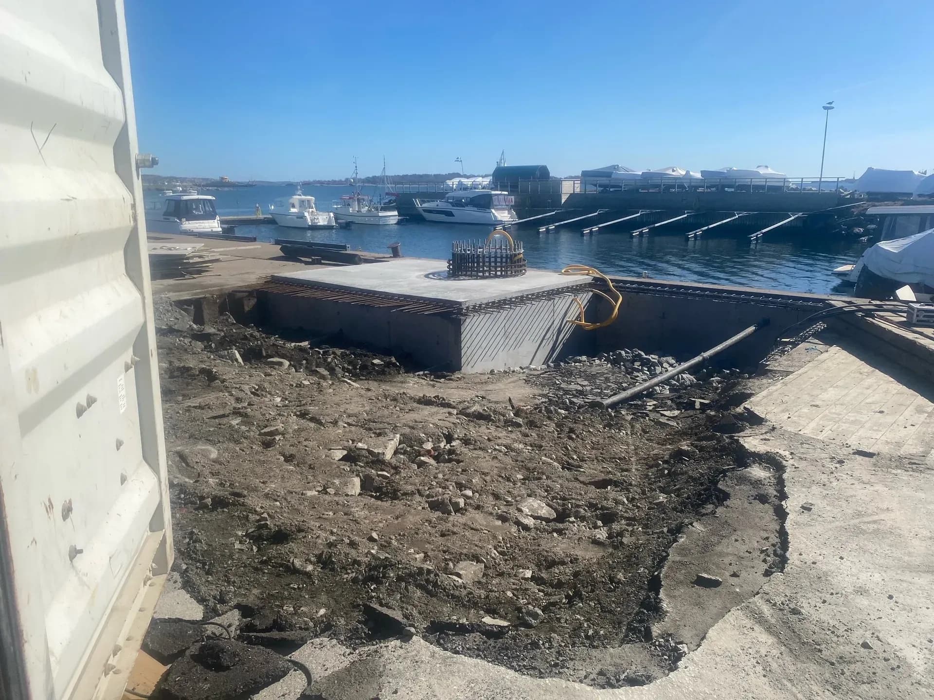 Kranfundament och spolplatta - Bild 18
