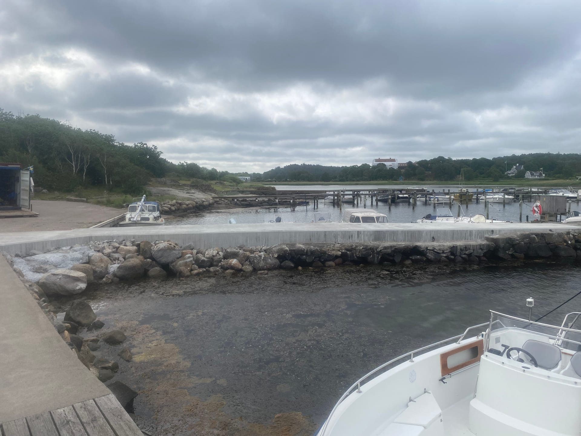 Ny brygga och betongdäck, Särö Lysholmen - Bild 3